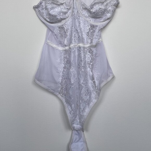 [NEVER WORN] White Lingerie One Piece Bodysuit Fashionova - Picture 2 of 8